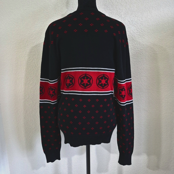 Star Wars Black and Red Graphic Sweater - Picture 6 of 9